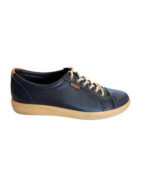 Ecco Blue Leather Women's Sneakers : Women's Leather Sneaker
ECCO Soft 7